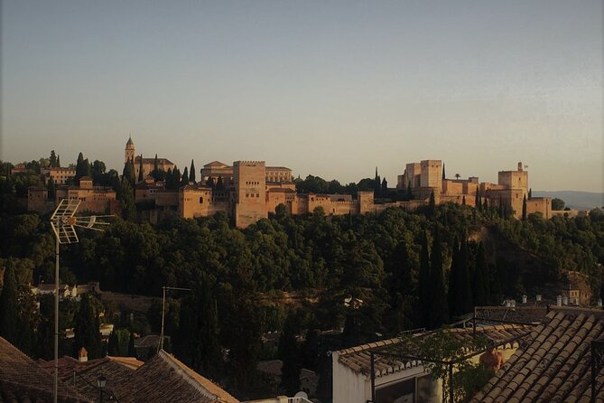 Albaicín and Sacromonte Sunset tour + Flamenco show - Meeting point, timing, and practical planning
