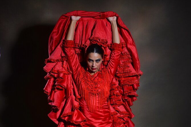 Authentic Flamenco Show at the Barcelona Flamenco Theater - Drinks, tapas, and the timing of service