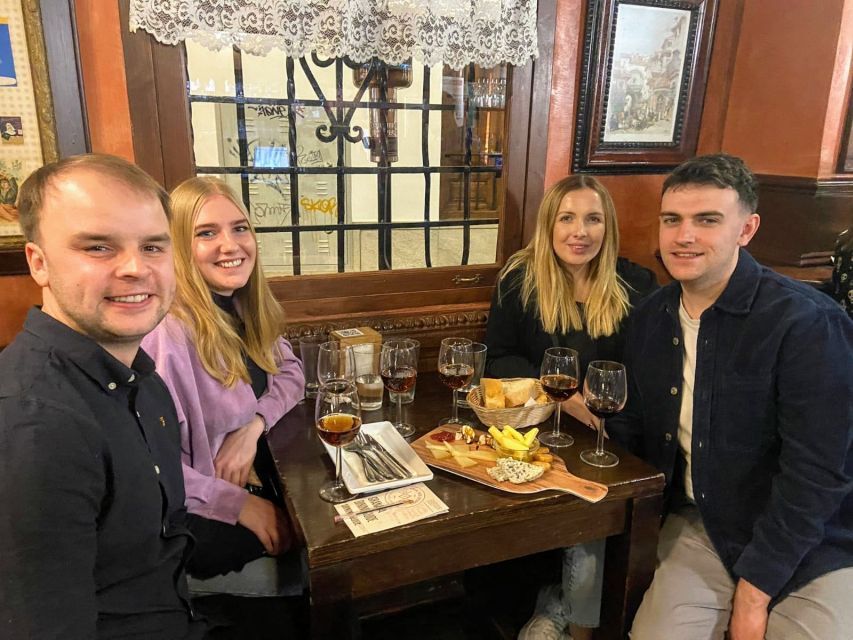 Authentic Flamenco Show & Tapas Tour in Granada - A modern restaurant and a few Spanish food myths