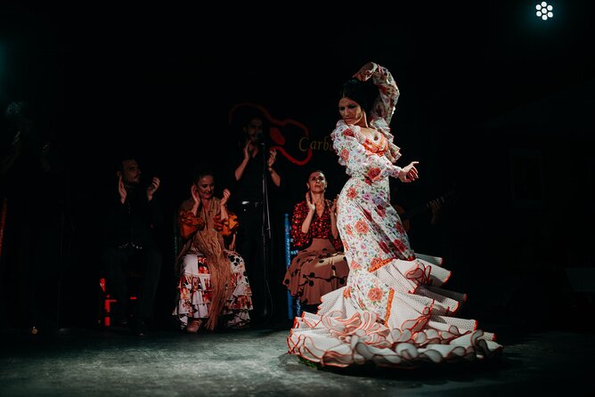 Authentic Flamenco, Tapas & Wine Madrid Experience - Las Carboneras: the emotional center of the evening