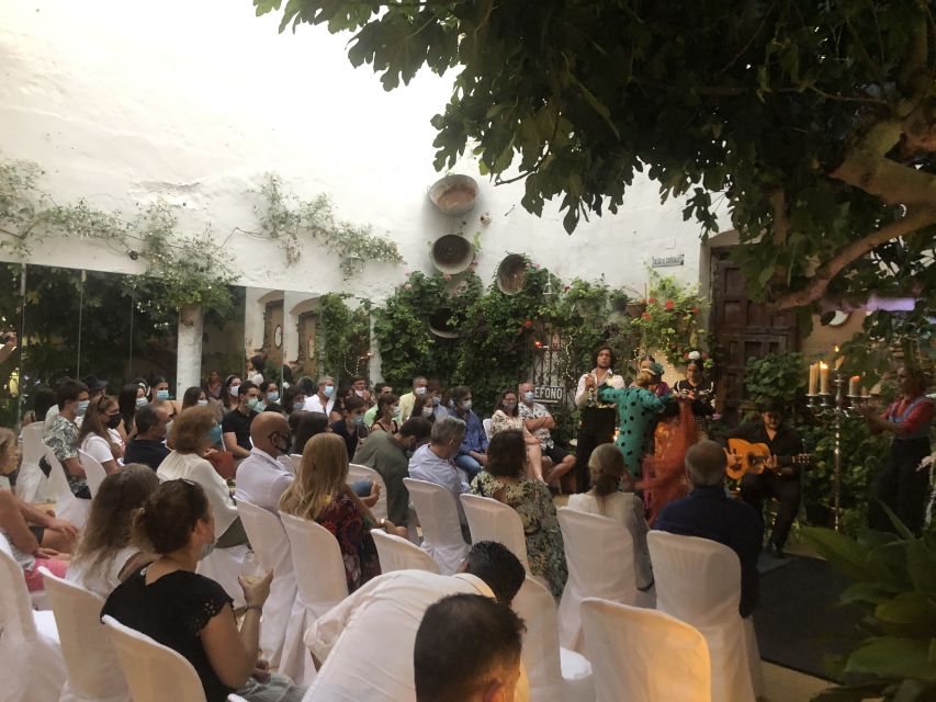 Ayamonte: Live Flamenco Show at Tablao La Puerta Ancha - Accessibility and simple booking details