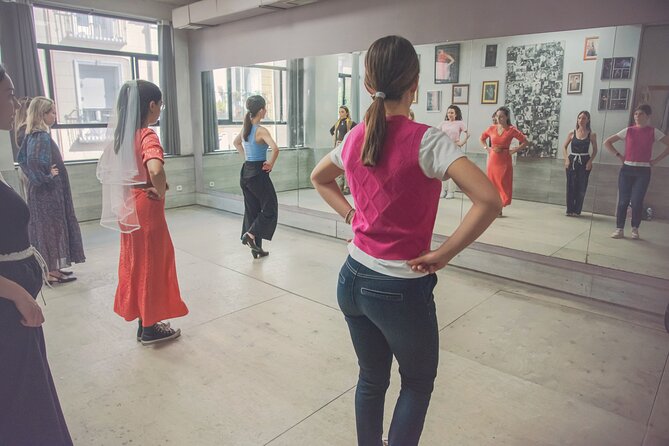 Barcelona: 1-Hour Flamenco Class Experience - Key Points Before You Book