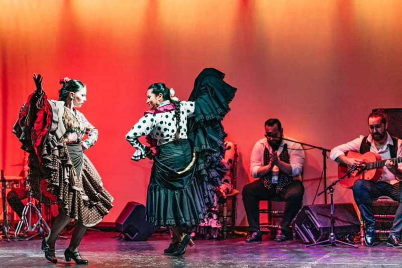 Barcelona: Flamenco Show at the Theater - Why the intimate room improves the show