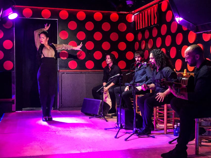 Barcelona: Gothic Quarter and Flamenco Show (Small Group) - Plaça del Rei and Barcelona’s old center