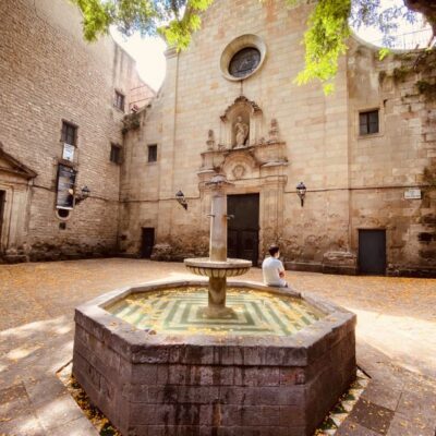 Gothic Quarter and Flamenco Show (Small Group)