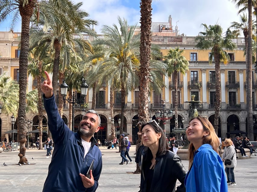 Barcelona: Gothic Quarter Guided Tour with Flamenco & Tapas - An important detail about the handoff