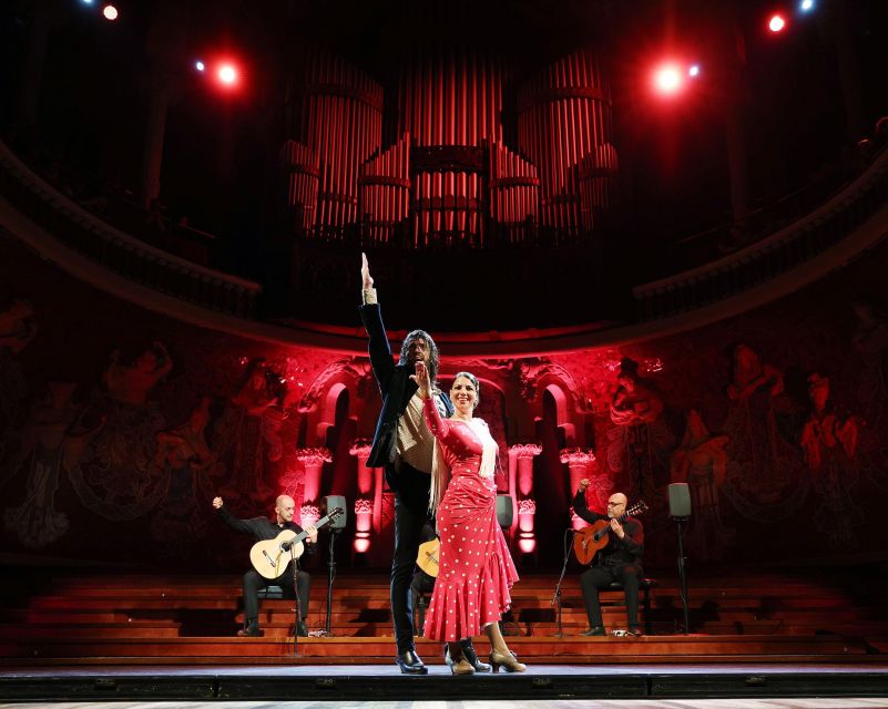 Barcelona: Guitar Trio & Dance @ Palau de la Música - Who will enjoy this most?