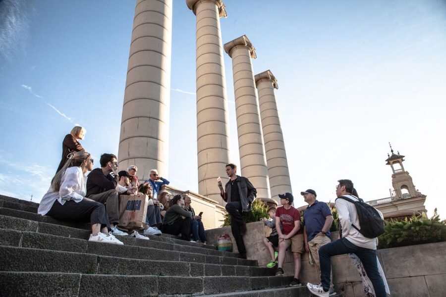 Barcelona: Montjuïc Walking Tour With Optional Flamenco Show - Laribal Gardens and Montjuïc’s Witchcraft Stories