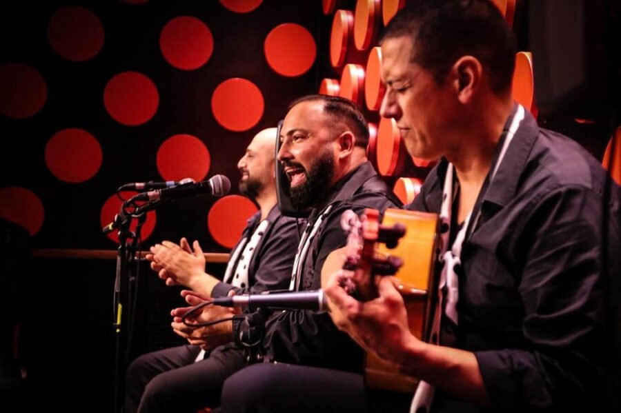 Barcelona: Tapas and Flamenco Experience - Rejoining the guide after the show