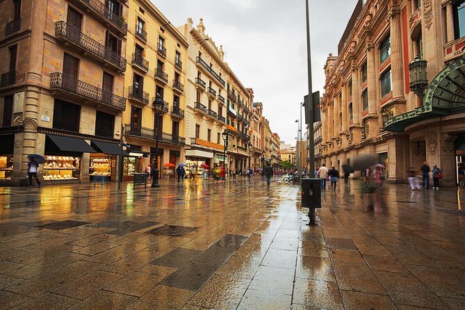 Barcelona Tapas & Wine Walking Tour with Optional Flamenco - At a glance: what makes this Barcelona evening different