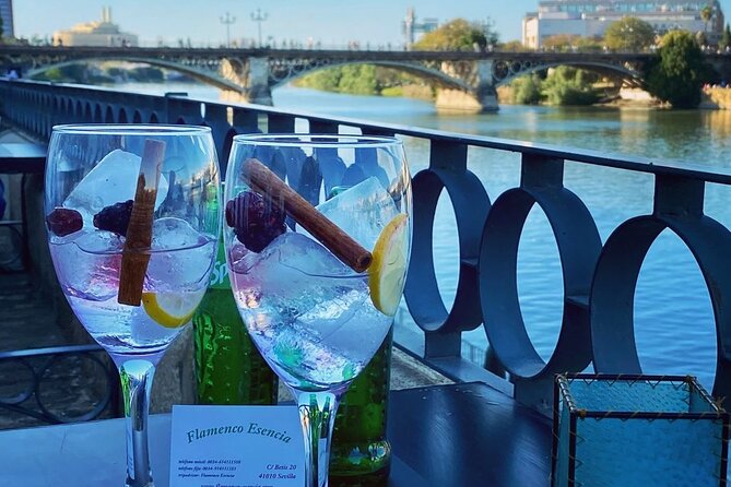 Flamenco and Tapastour with a flamenco artist - Three tapas stops, ordered for you
