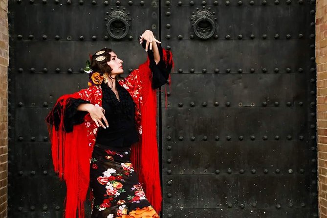 Flamenco Dance Masterclass - The studio, group size, and teaching style