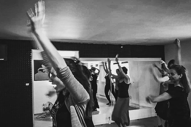 Flamenco Dance Masterclass - Learning palmas before the footwork