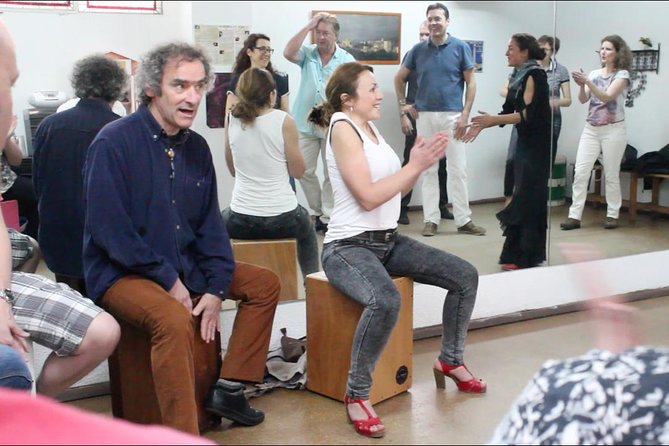 Flamenco Drum Box Workshop in Seville - Meeting the instructors and learning at your own level