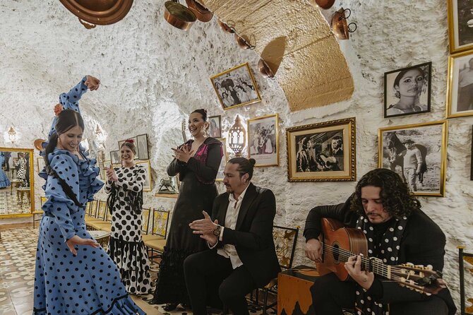 Flamenco show at Cueva Los Amayas, in Sacromonte - Why flamenco feels right in Sacromonte
