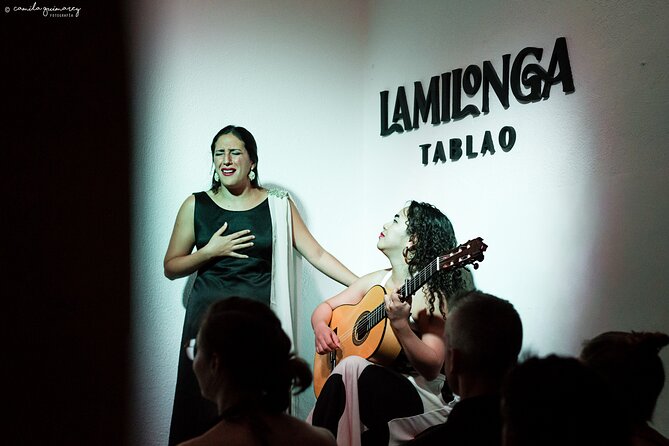 Flamenco Show in Seville at Bar and Tapas - What happens at C/ Corral del Rey, 22