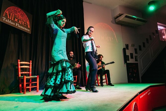 Flamenco Show in the Center of Granada - Getting There and Planning Your Evening
