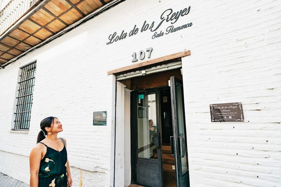Flamenco Show & Sangria Tasting - The 18:30 walk to Baraka