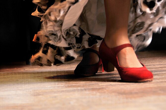Flavours & Flamenco in Madrid Experience + Pub Crawl - Three or four bars, then a club