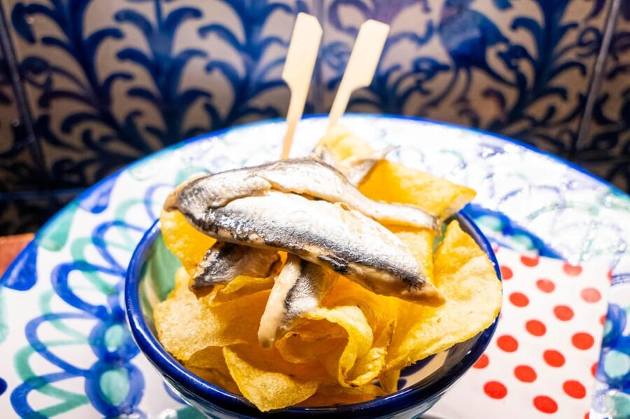 Granada: Authentic and intimate Flamenco Show with Snacks - Choosing your snack without surprises