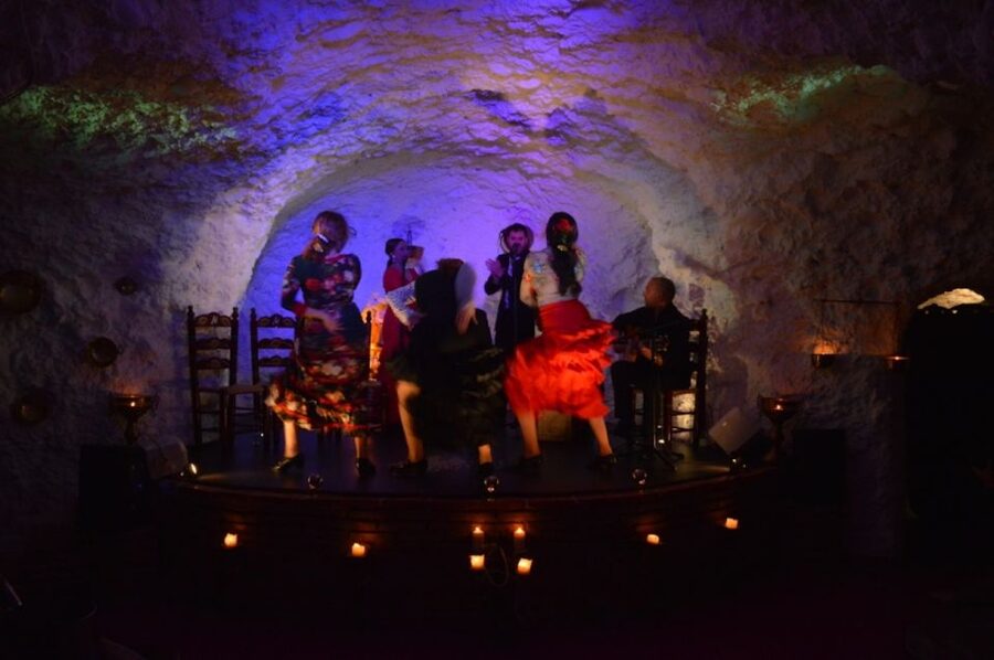 Granada: Flamenco Show at Templo del Flamenco with Drink - Should you book this Granada flamenco show?