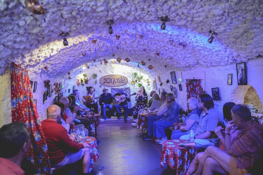 Granada: Live Flamenco Show - Before the music: a cave, a view, and a useful snack plan
