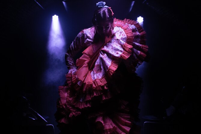 Intimate Flamenco Show & Spanish Drink in Madrid at La Carmela - Timing and the one-hour-20-minute format