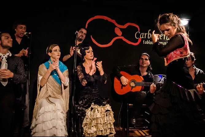 Las Carboneras Tablao Flamenco with Drink - What happens during the one-hour show