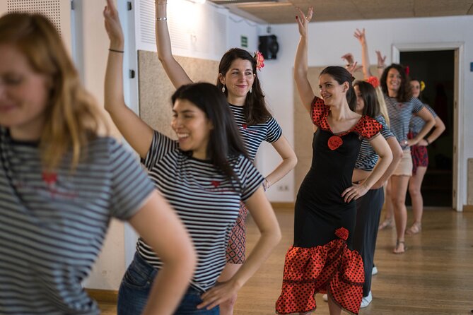 Learn Flamenco in 90 minutes - Gift flower - Building a short choreography together