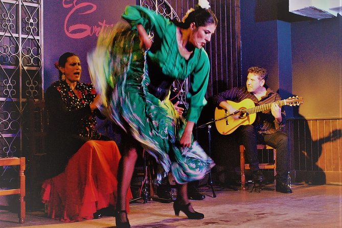 Local Flamenco Show at El Cortijo - Food, drinks, and the real cost