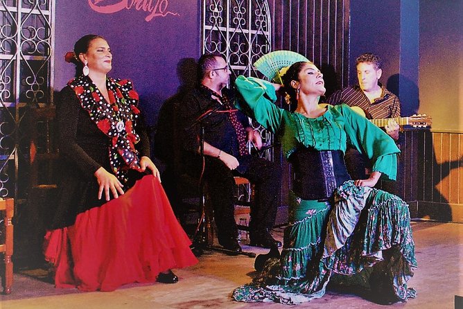 Local Flamenco Show with dinner at El Cortijo - What the evening at El Cortijo is really like