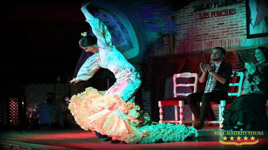 Madrid Flamenco Show and Dinner - Dinner, drinks, and the two-hour schedule