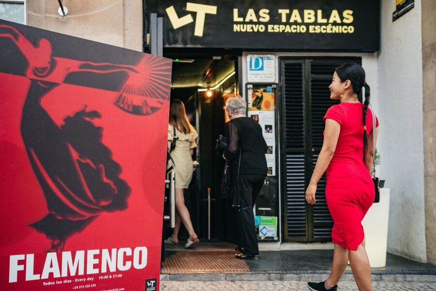 Madrid: Flamenco Show at Tablao "Las Tablas" with Drink - The dancers are the main event