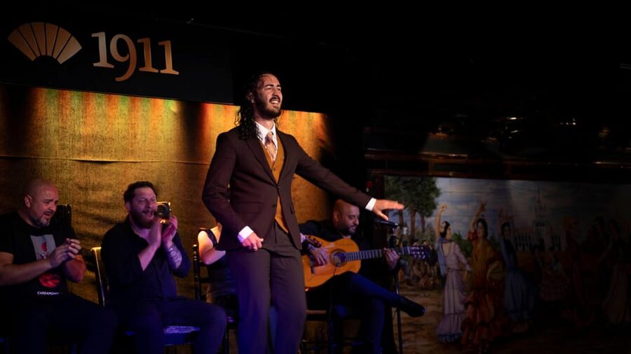 Madrid: Flamenco Show&Drink at Tablao 1911 (World's Oldest) - The historic connection to Antonio Chacón
