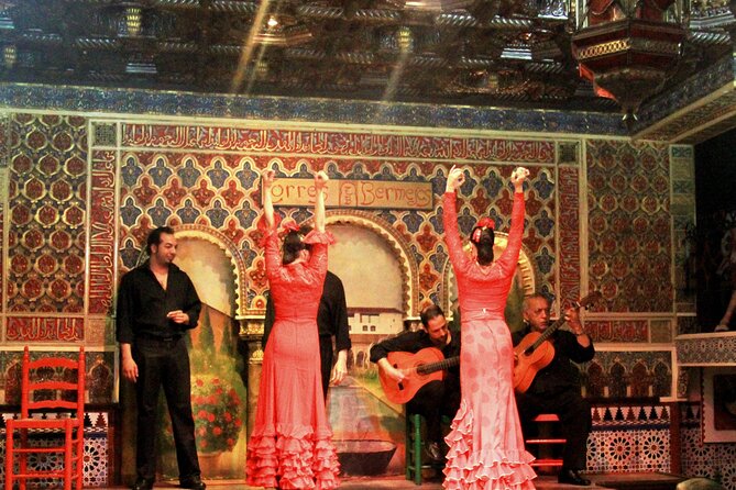 Madrid: Flamenco Show with Tapas or Drink in Tablao Las Tablas - Timing, meeting point, and the transport warning