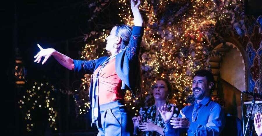 Madrid: Live Flamenco Show with Food and Drinks Options - A polished show with plenty of tourist appeal