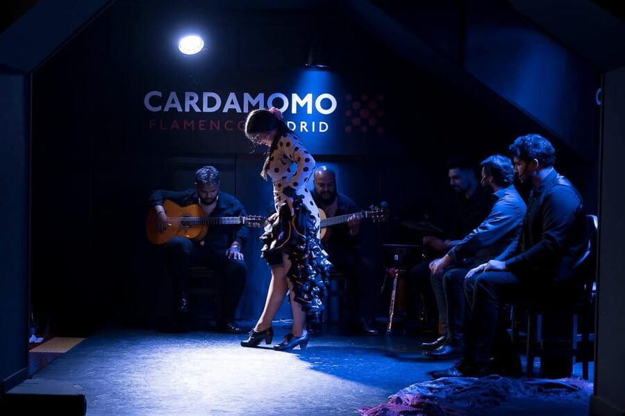 Madrid: Tablao Cardamomo Flamenco Show with 1 drink included - What your Zone B seat means