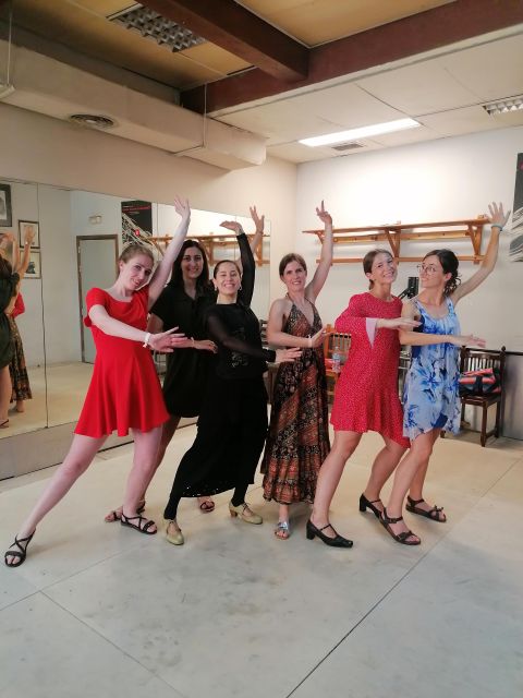 Málaga: Flamenco Class Experience - The address issue deserves attention