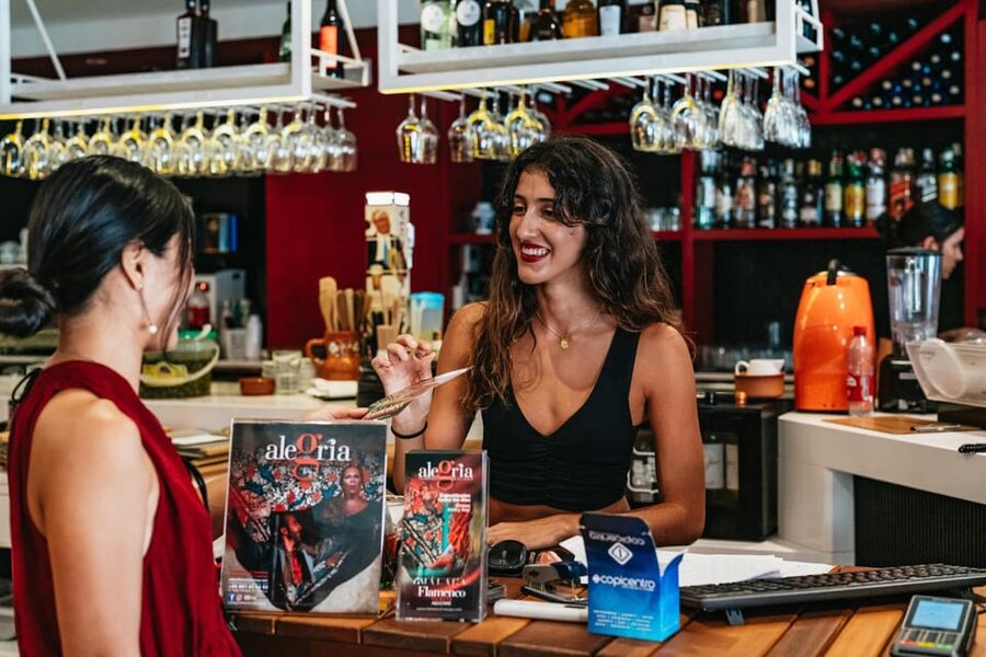 Málaga: Live Flamenco Show at Flamenco Alegría - Key points before you book