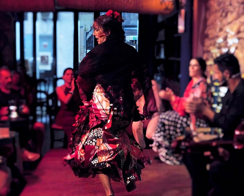 MALAGA: ULTIMATE FLAMENCO & TAPAS TOUR - The 1840 tavern and your first Malaga wine