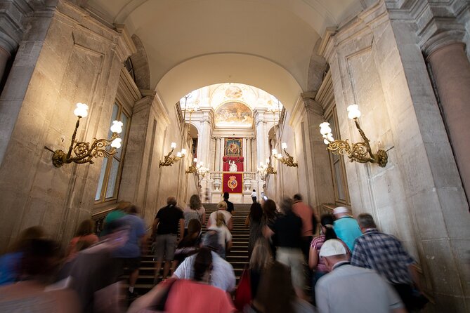Royal Palace of Madrid Guided Tour and Flamenco Show with Tapas - Starting at Ópera in central Madrid