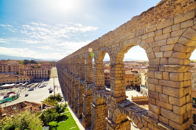 Segovia and Avila Guided Tour and Flamenco Show in Madrid - Avila brings the medieval afternoon