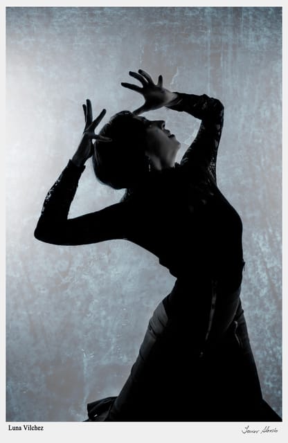 Seville: Enjoy a class of approach to flamenco - What Beginners Should Expect From Their Bodies