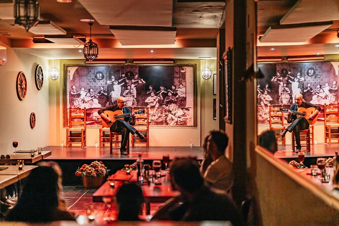 Seville:Exclusive FlamencoShow with Drink, VIP, or Dinner Options - Food, drinks, and service