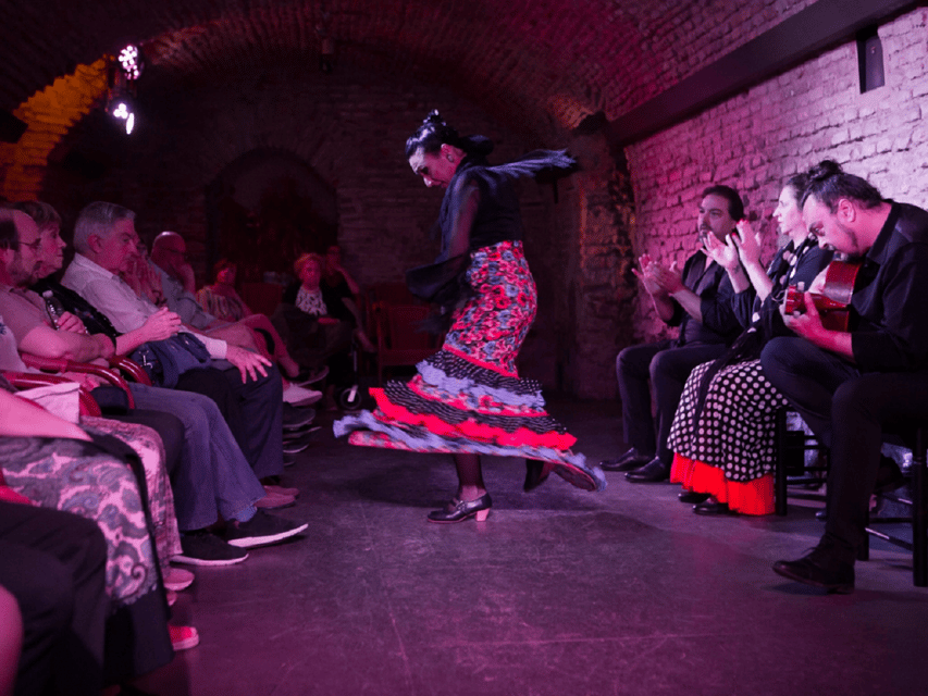 Seville: Flamenco Dreams Show with Drink in an Arabic Vault - Why the vault changes the flamenco experience