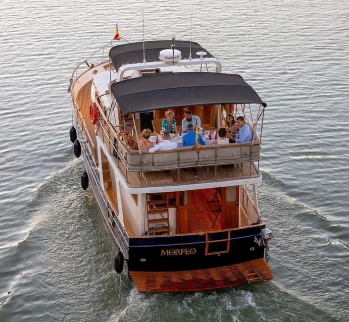 Seville: Flamenco life music Yacht Cruise, Tapas & Drinks - Tapas that make the price easier to judge
