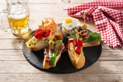 Flamenco Show and Tapas in Triana Private Tour