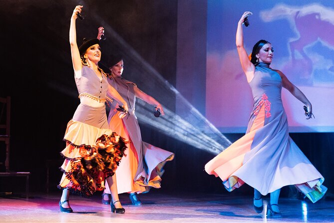 Spanish Flamenco Show in Puerto de la Cruz - Seats, tickets, and the small-theater advantage