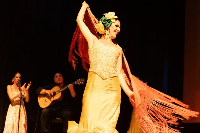 Spanish Flamenco Show in Puerto de la Cruz - What the Torre de Oro Group brings to the stage