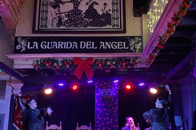 Tablao Flamenco La Guarida del Angel Jerez - Entering a small Jerez tablao